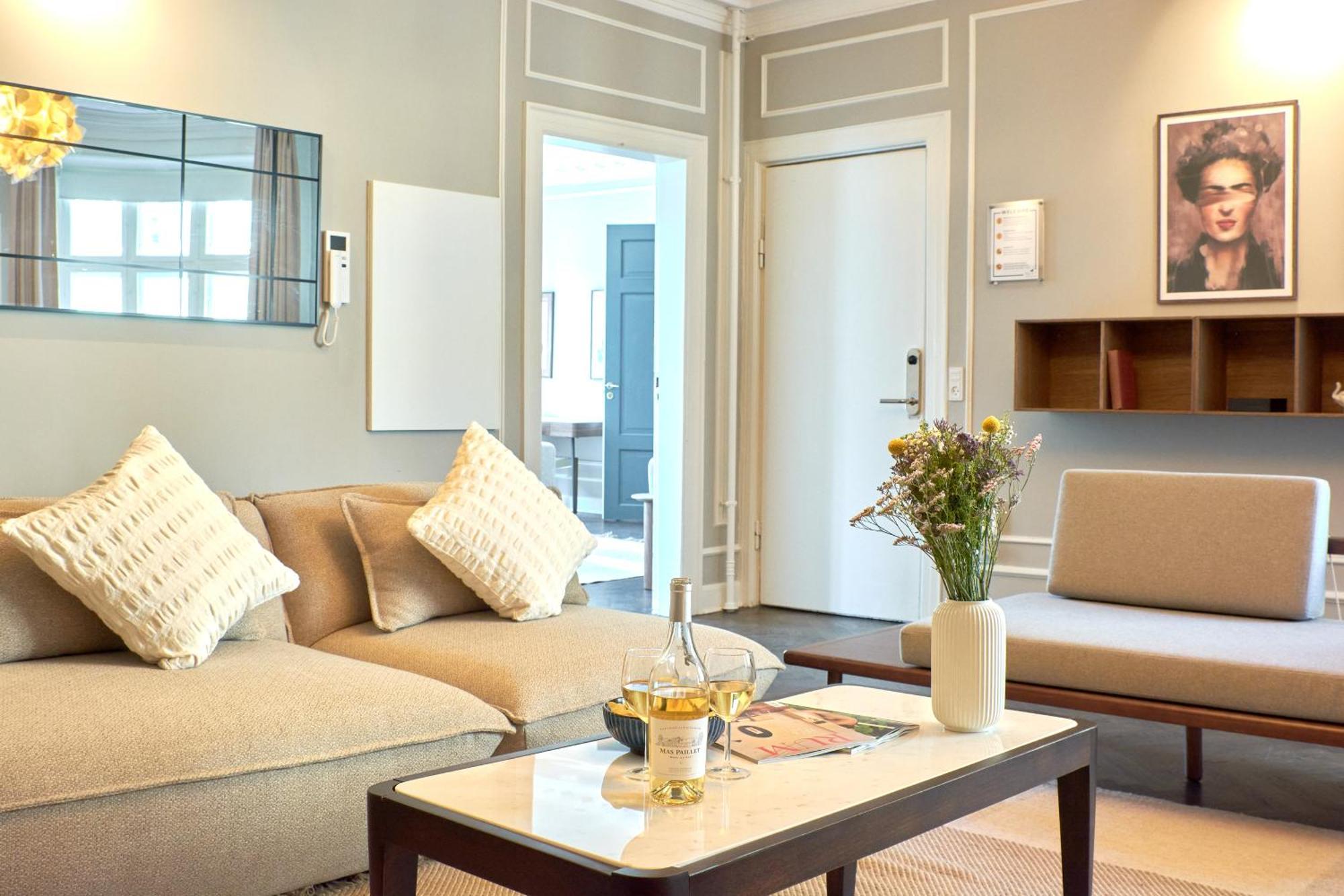 Large 4 Bedroom With Balcony & Bathtub In Cph City Копенгаген Экстерьер фото